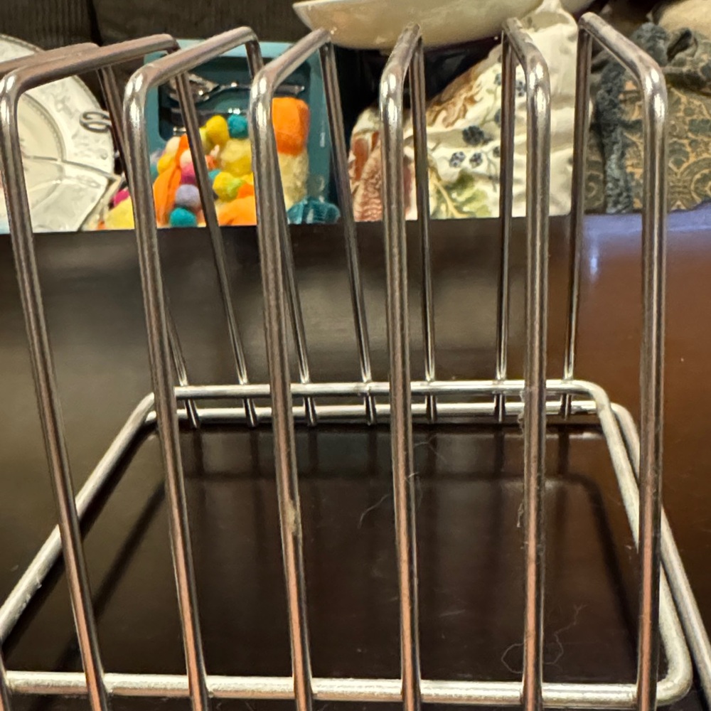 Silver Metal Rack - Picture 2 of 4